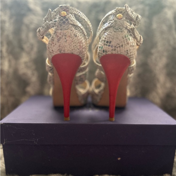 Stuart weitzman “Expressley” Rainbow Python Heels Sz 6 in store tried on cond* - Picture 5 of 10